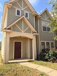 Building Photo - 5516 Del Rey Dr