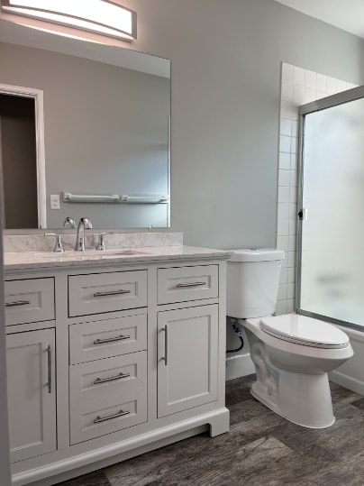 Building Photo - 1176 Robert Dr