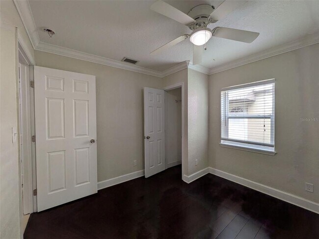 Building Photo - 313 Granada Dr