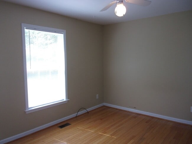 Building Photo - COMING SOON!! 3 Bedroom 2 Bath Home on over 1 Acre in York with Clover Schools