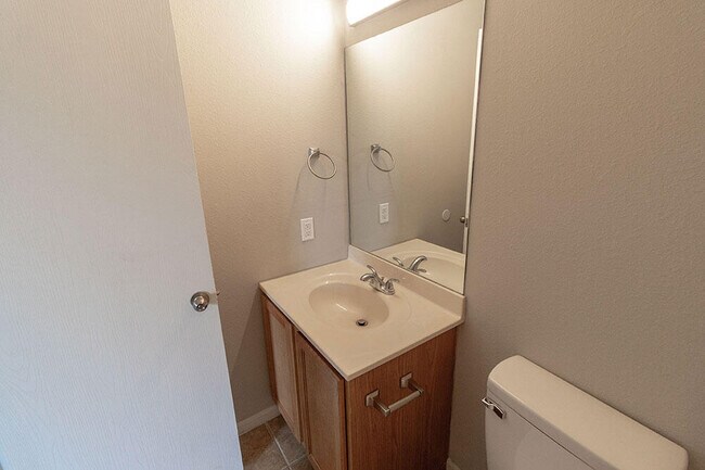Building Photo - 5211 Currituck Ln
