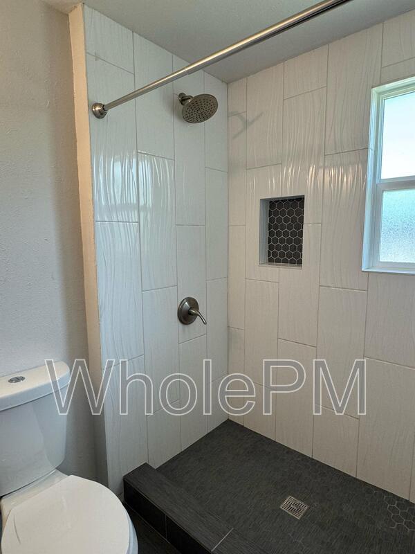 Building Photo - 7017 W 62nd Pl