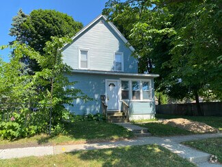 Building Photo - 1039 Adams St
