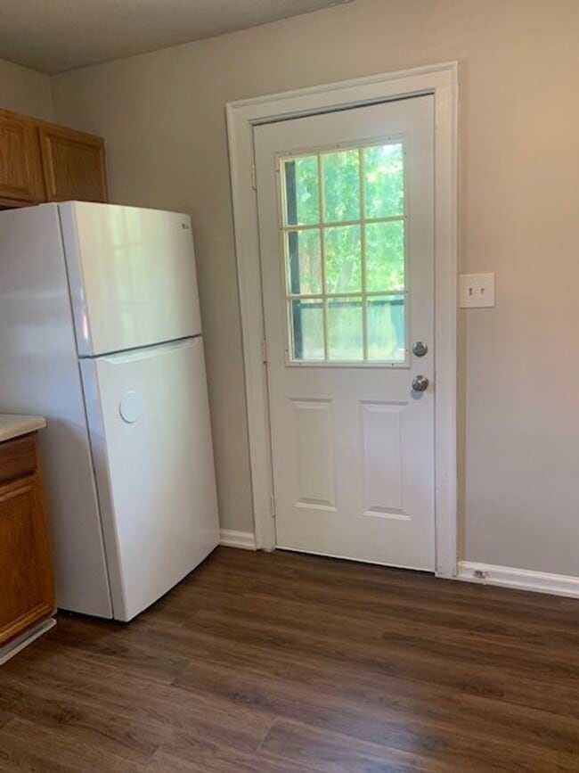 Building Photo - Updated 2 Bed 2 Bath In Peaceful Brown Summit