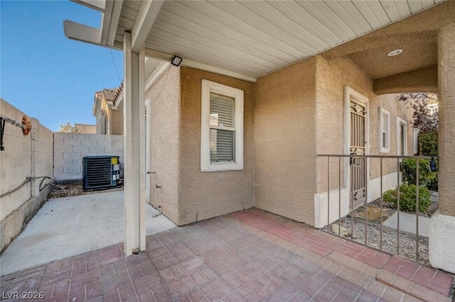 Building Photo - 1453 Morro Creek St