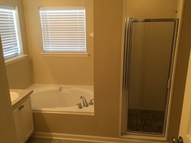 Building Photo - 3631 Silver Bluff Blvd