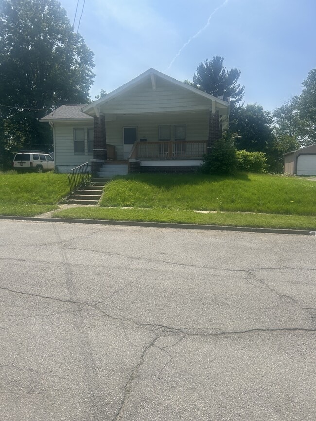 Building Photo - 126 Matta Ave