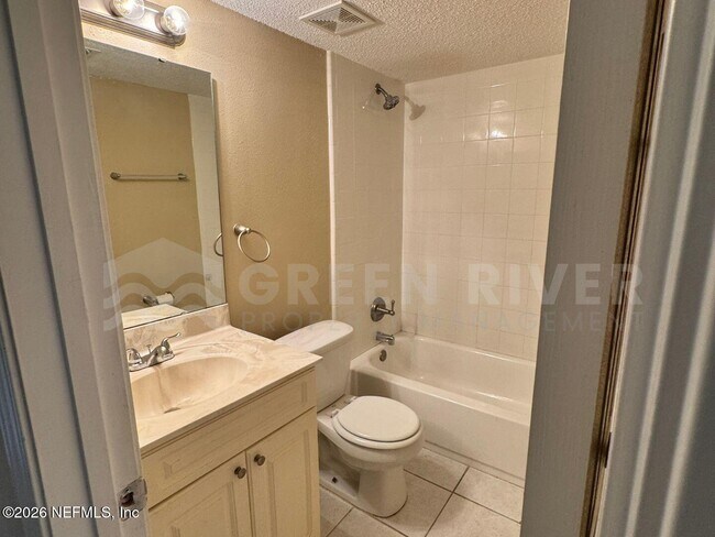 Building Photo - 3917 Corrida Ct