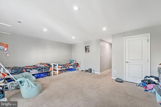 Building Photo - 205 Dalton Dr