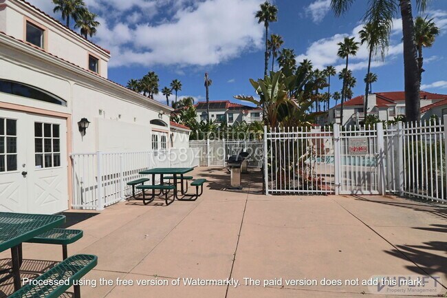 Building Photo - 9356 Twin Trails Dr