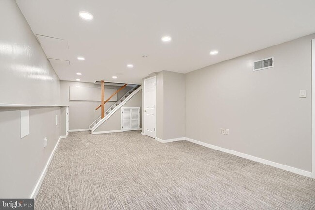 Building Photo - 1505 Westminster Ct