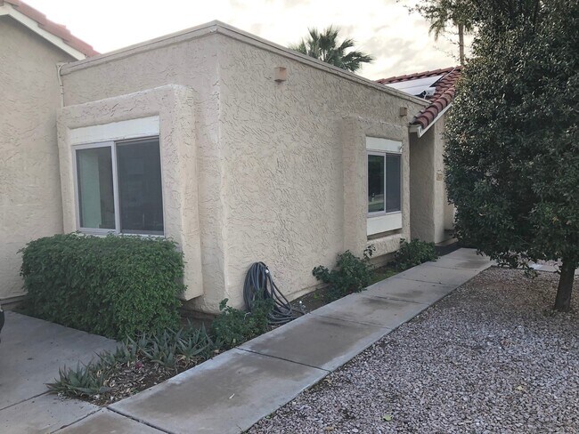 Building Photo - Available from May to November 2026!  Lovely Waterfront Home in 45+ Active Adult Resort Community...