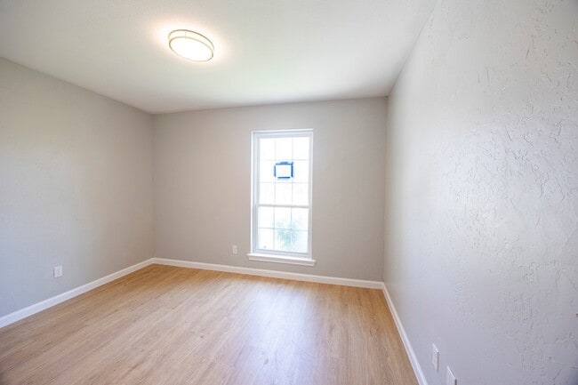 Building Photo - 2609 Herring Cir