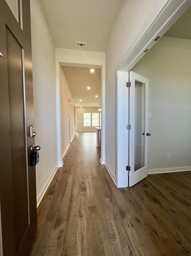 Building Photo - 14438 Inspiration Pt