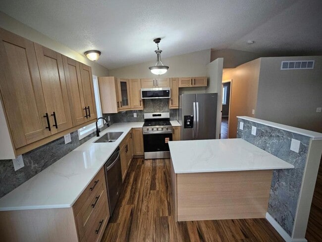 Building Photo - 5364 56th Ave NW