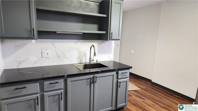 Building Photo - 2505 Freemansburg Ave