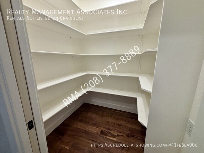 Building Photo - 5269 E Barber Station Way