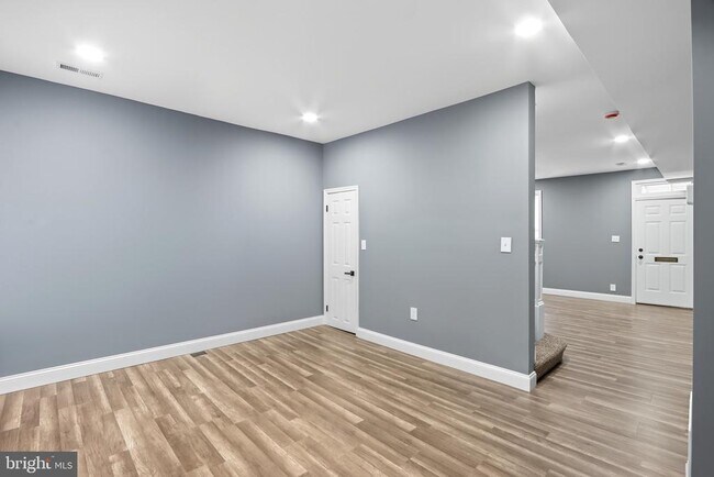 Building Photo - 1309 E Patapsco Ave