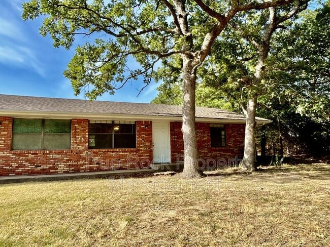 Primary Photo - 308 SE 10th