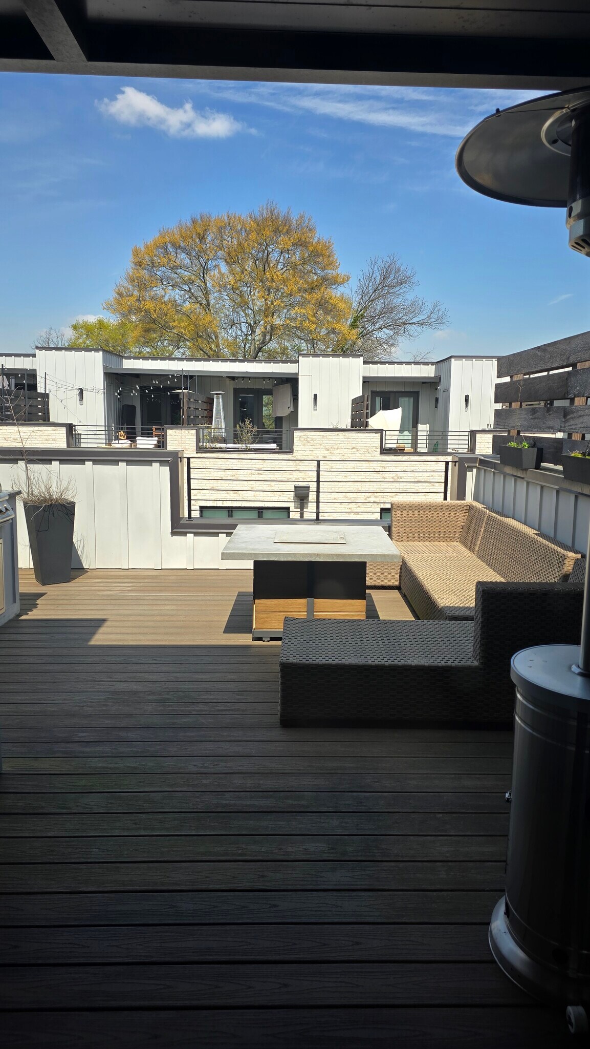 Building Photo - 117 City View Ct NE