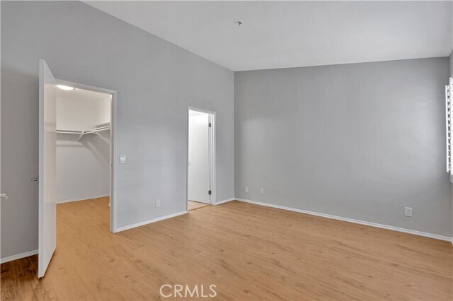 Building Photo - 290 Spruce Ct