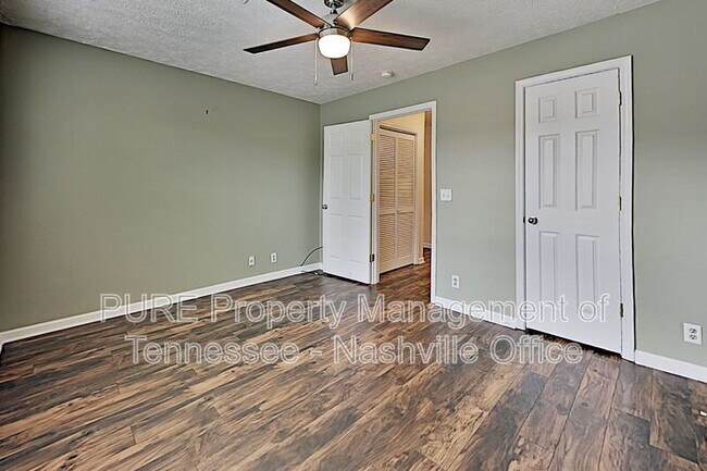 Building Photo - 2120 Lebanon Pike