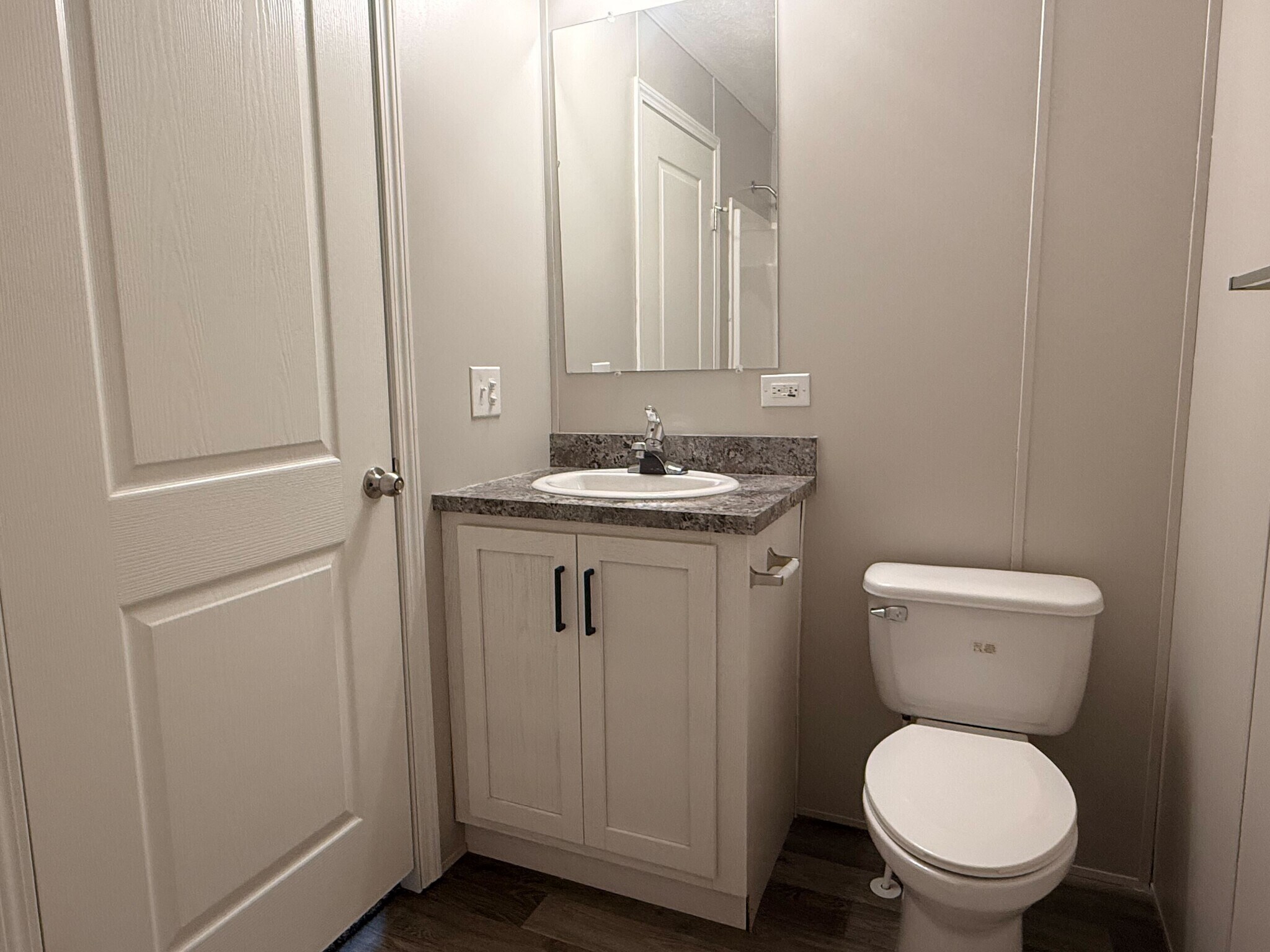 Building Photo - 38039 St Tropez Dr