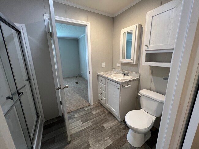 Building Photo - 131 Elm