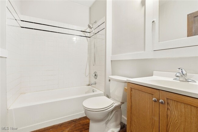 Building Photo - 12 Bouquet Ave