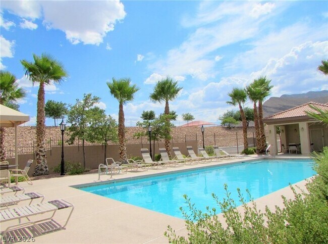 Building Photo - 3915 Legend Hills St