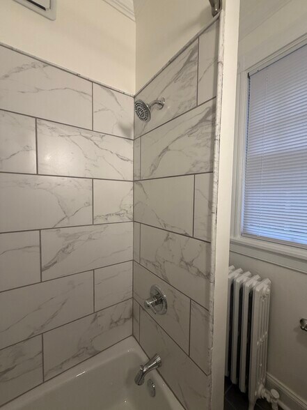 Marble tub/shower surround - 2808 Floyd Ave
