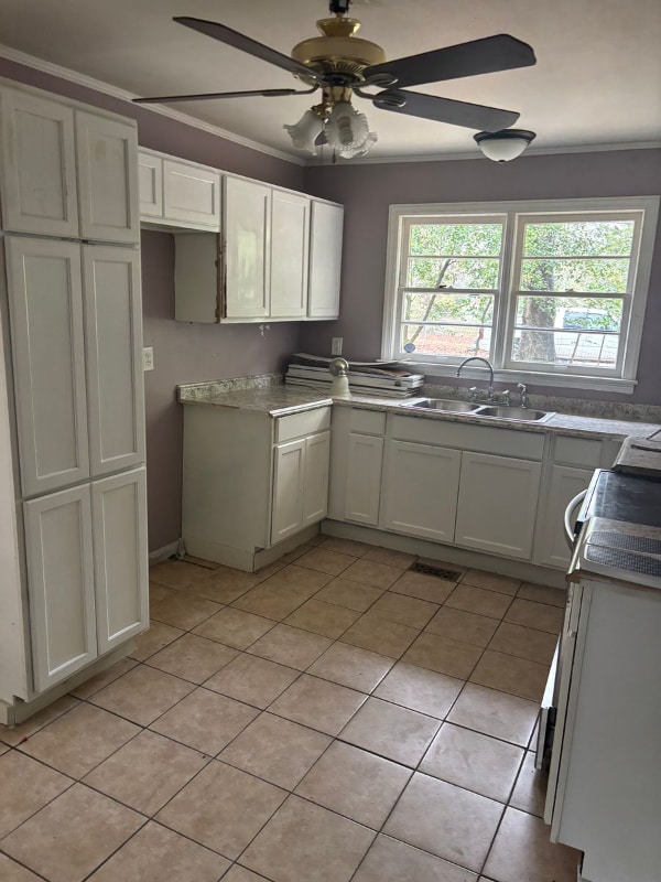 Building Photo - 605 Indian Cir