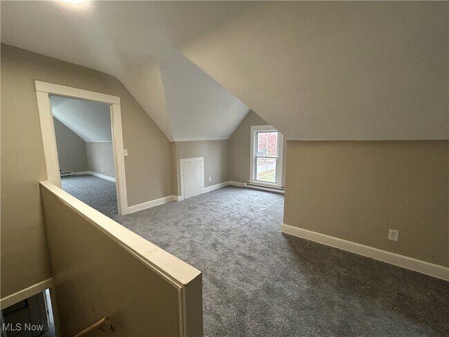 Building Photo - 7417 Linwood Ave