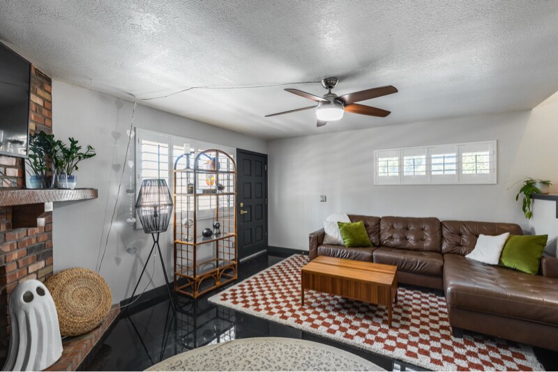 Building Photo - 5350 N Central Ave