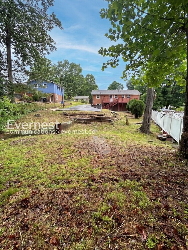 Building Photo - 4303 Whippoorwill Dr