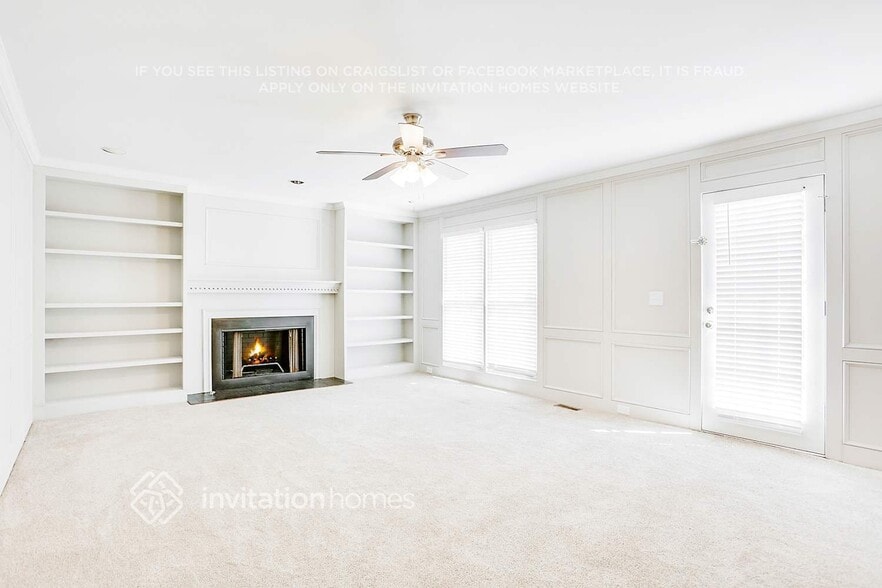 Building Photo - 1522 Oakmoor Pl