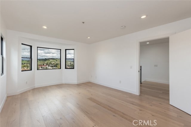 Building Photo - 3091 Chadwick Dr