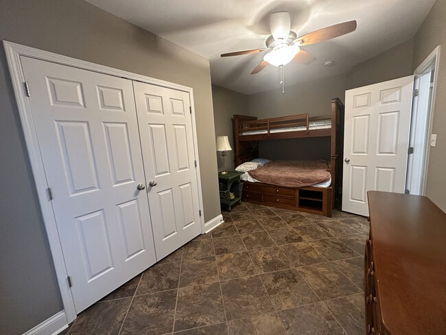 Building Photo - 2424 Calendula Rd