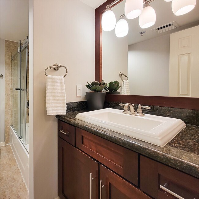 Building Photo - 3525 Sage Rd