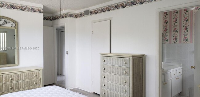 Building Photo - 1450 Atlantic Shores Blvd