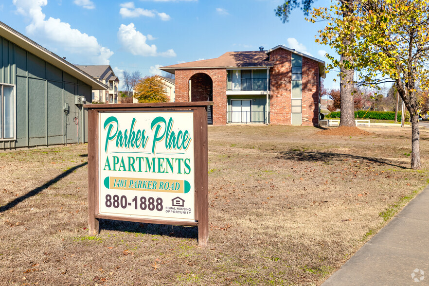 Property signage - Parker Place Apartments