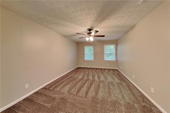 Building Photo - 1463 Shadowrock Heights