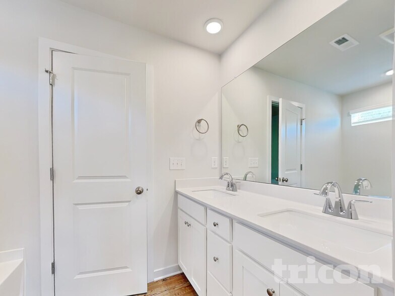 Building Photo - 5254 Mulberry Crk Wy