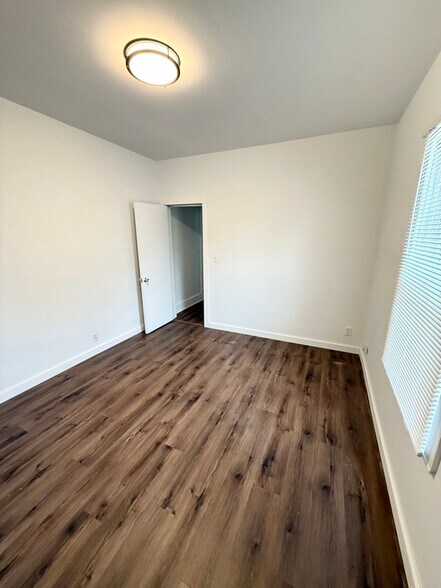 Building Photo - 3203 Ave A