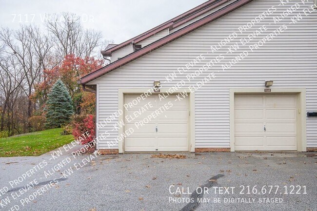 Building Photo - 7117 Village Dr