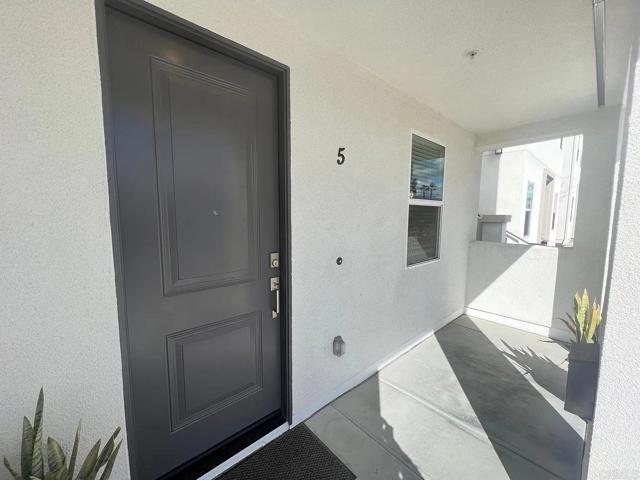 Building Photo - 2034 Luzon Ln