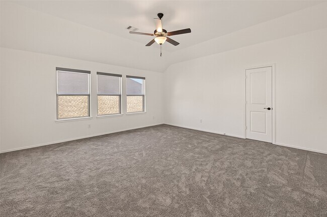 Building Photo - 506 Mandola Farms Dr