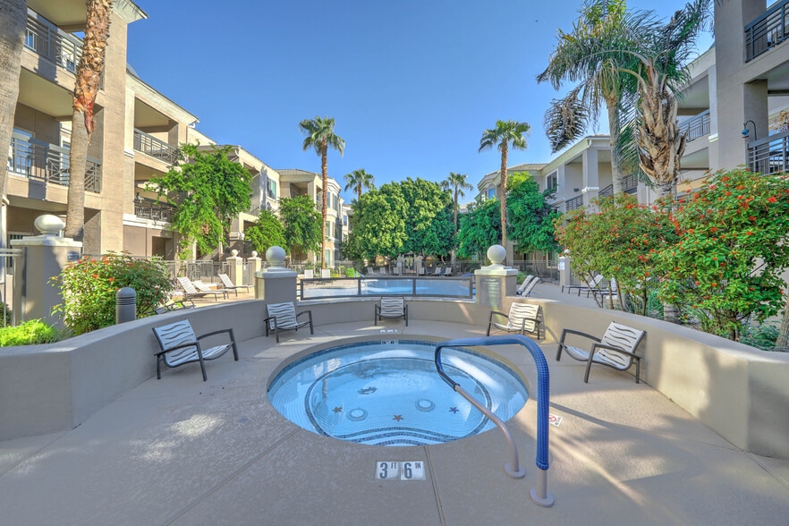 Spa area - 435 W Rio Salado Pky