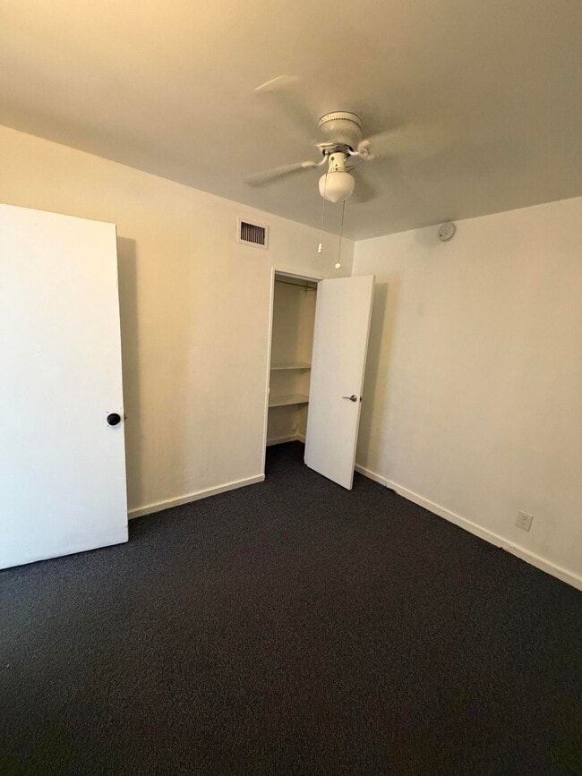 Building Photo - 245 SW 14th Ave