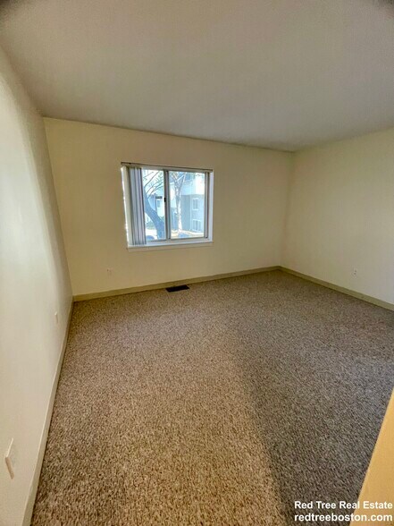 Building Photo - 148 N Beacon St